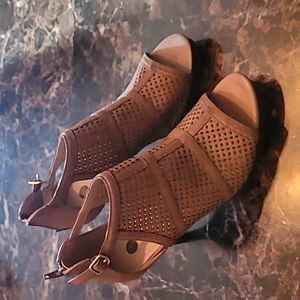 Brown dressbarn heels